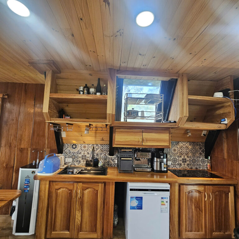 z6963927552186_71e5d63d9a084a0a98605fe49bc33f0d